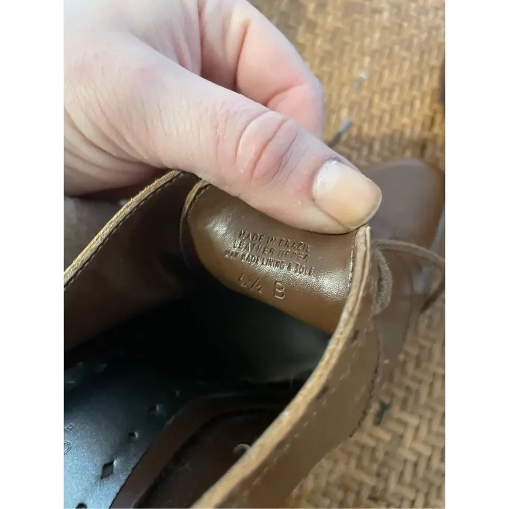 Bcbg girls leather heeled booties size 6.5